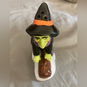 Witch Ceramic Figurine with Hat Salt and Pepper shakers witch on a broom